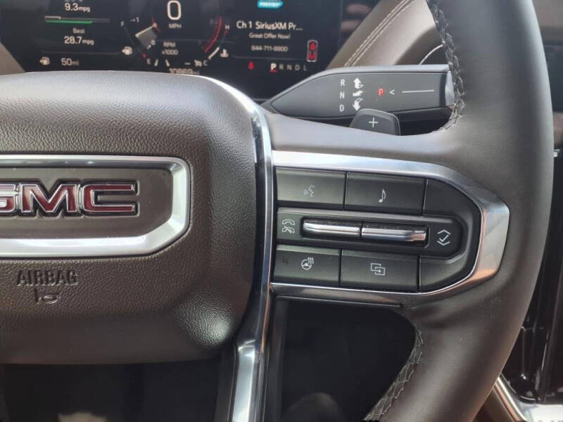 2025 GMC Yukon Elevation
