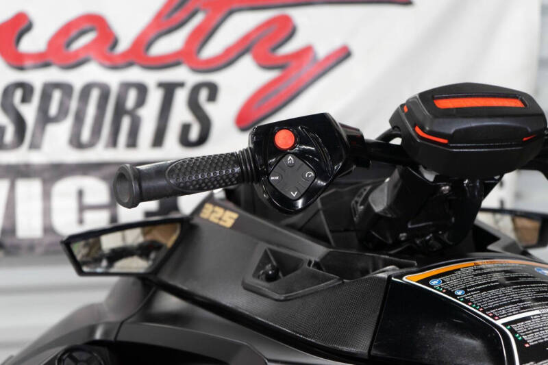 2025 Sea-Doo RXT-X 325