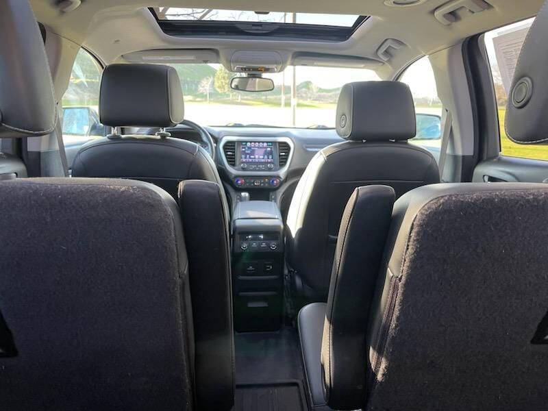 2017 GMC Acadia SLT-1