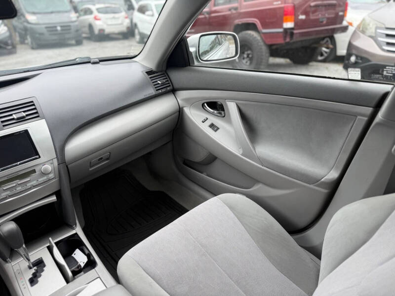 2011 Toyota Camry Hybrid