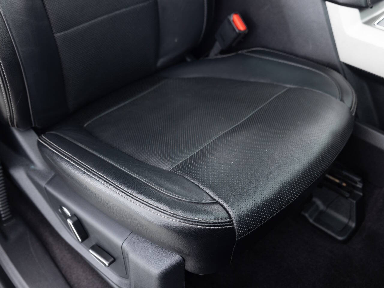 Used Car 2016 Ford F-150  Lariat 4x4 4dr Supercrew 5.5 Ft. Sb For Sale Under $50,000 In Coal City, Illinois