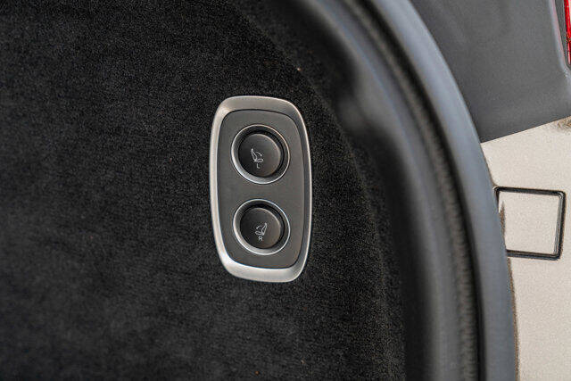 2021 Aston Martin DBX