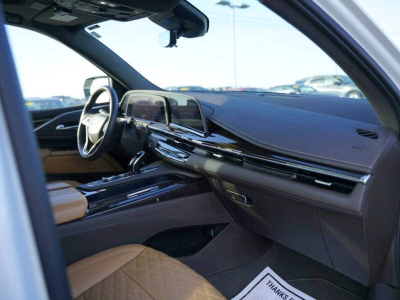 2022 Cadillac Escalade Premium Luxury