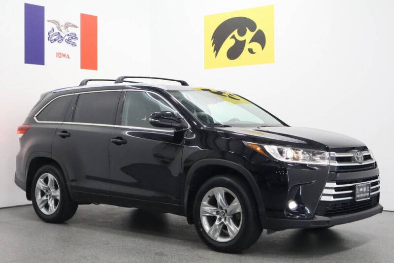 2019 Toyota Highlander for sale at Carousel Auto Group in Iowa City IA