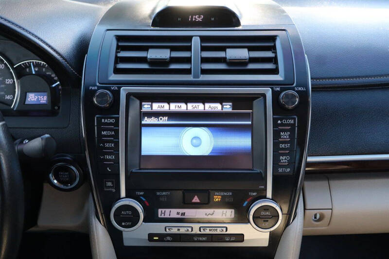 2013 Toyota Camry XLE V6