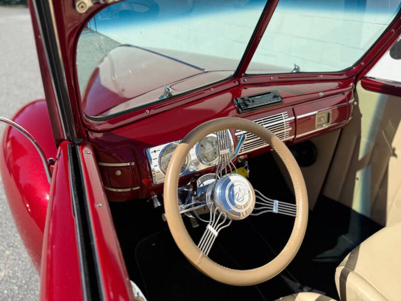 1940 Ford Cabriolet