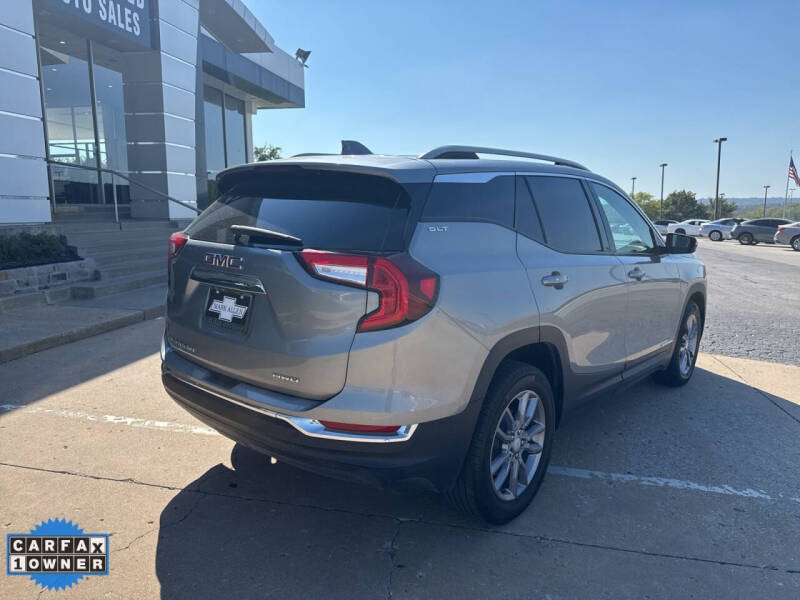 2024 GMC Terrain SLT