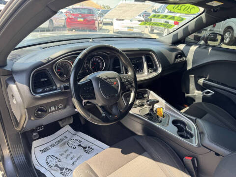 2020 Dodge Challenger SXT