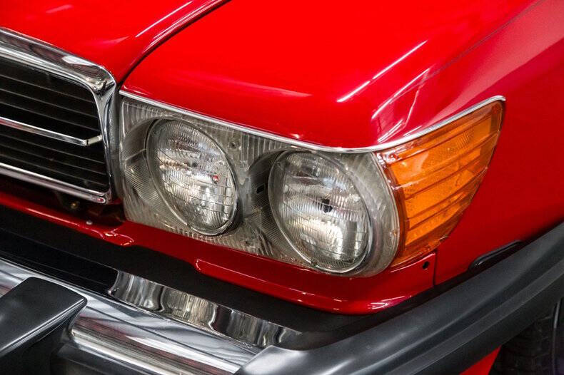 1989 Mercedes-Benz 560-Class 560 SL