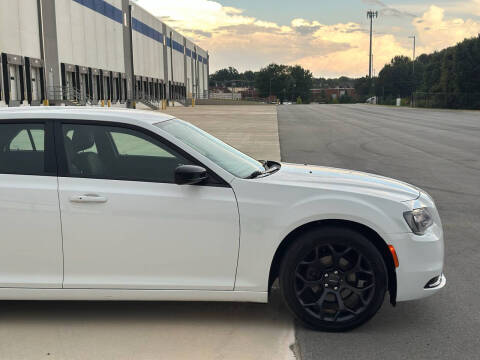 2019 Chrysler 300 Touring