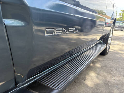 2000 GMC Yukon Denali