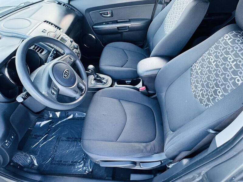2011 Kia Soul +