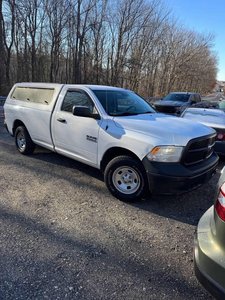 2015 RAM Ram 1500 Pickup Tradesman photo 2