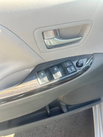 2015 Toyota Sienna