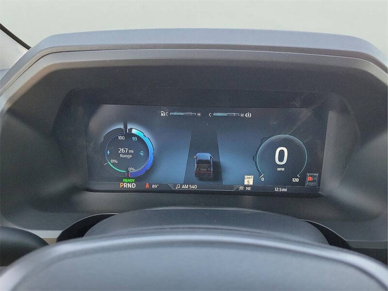 2025 Ford F-150 Lightning Flash