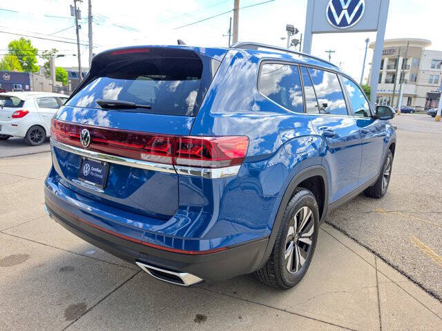 2025 Volkswagen Atlas SE