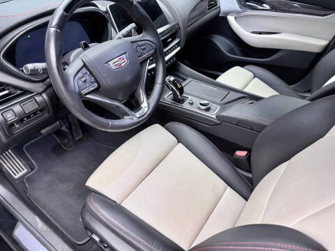 2024 Cadillac CT5-V