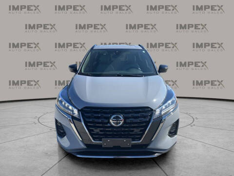 2021 Nissan Kicks SR