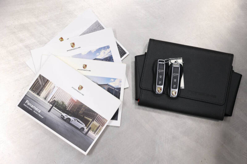 2020 Porsche Panamera