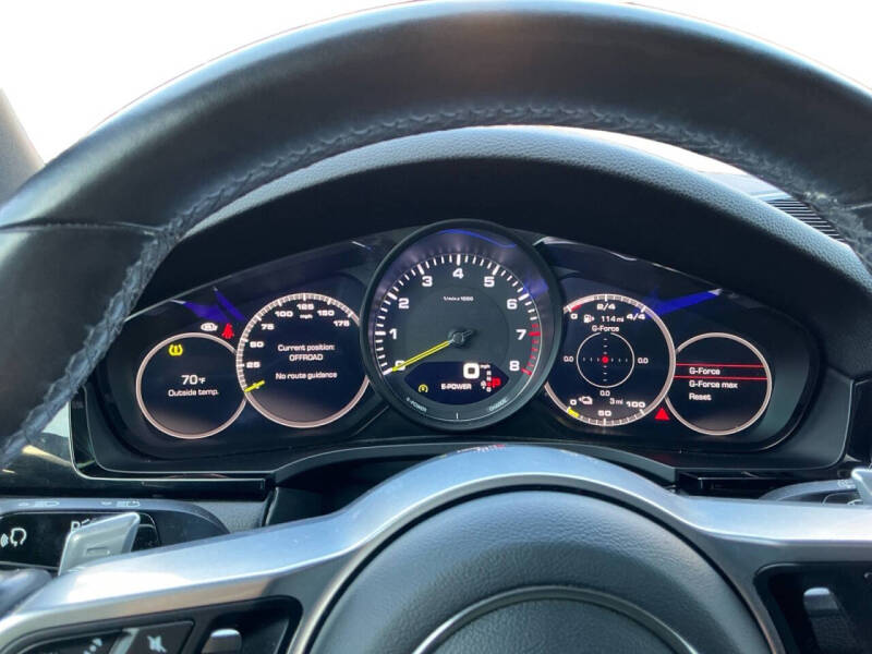 2020 Porsche Cayenne E-Hybrid