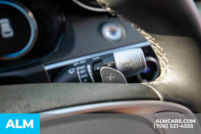 2025 Genesis GV70 2.5T Standard