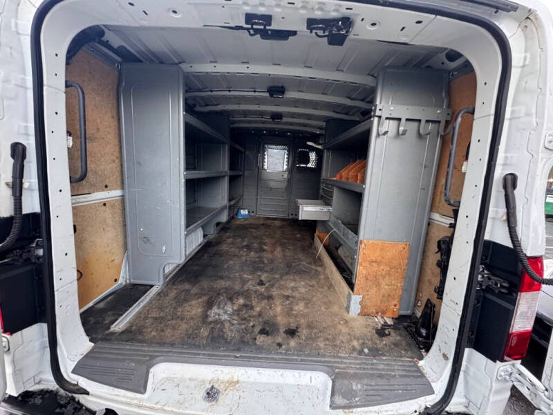 2018 Nissan NV 2500 HD S