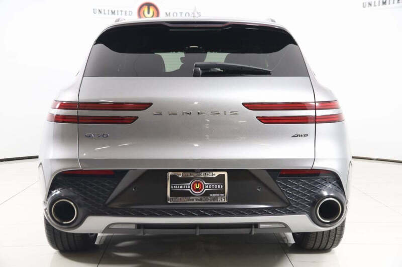 2023 Genesis GV70 2.5T Standard