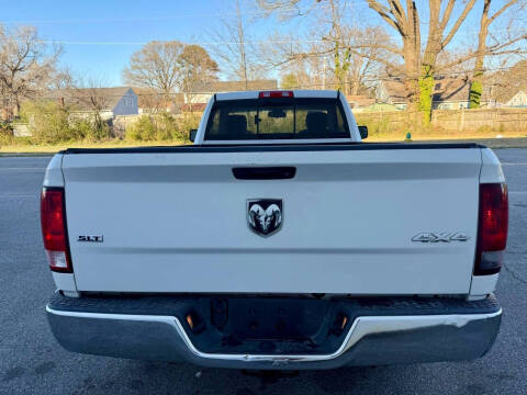 2015 RAM 1500 SLT