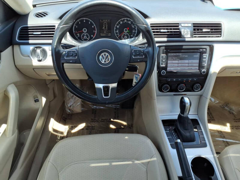 2013 Volkswagen Passat