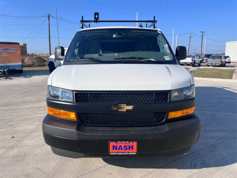 2025 Chevrolet Express 2500