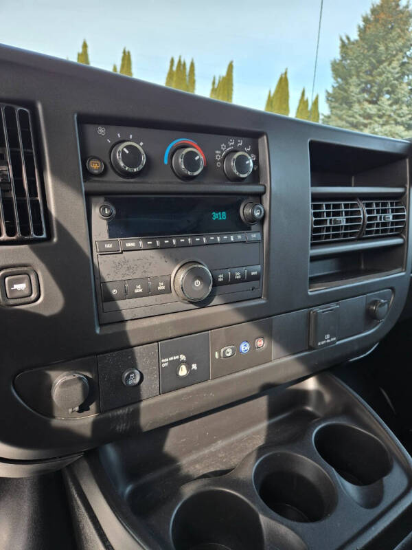 2021 GMC Savana 3500