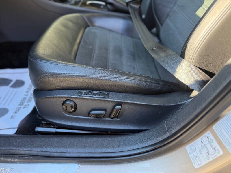 2015 Volkswagen Passat 2.0L TDI SEL Premium