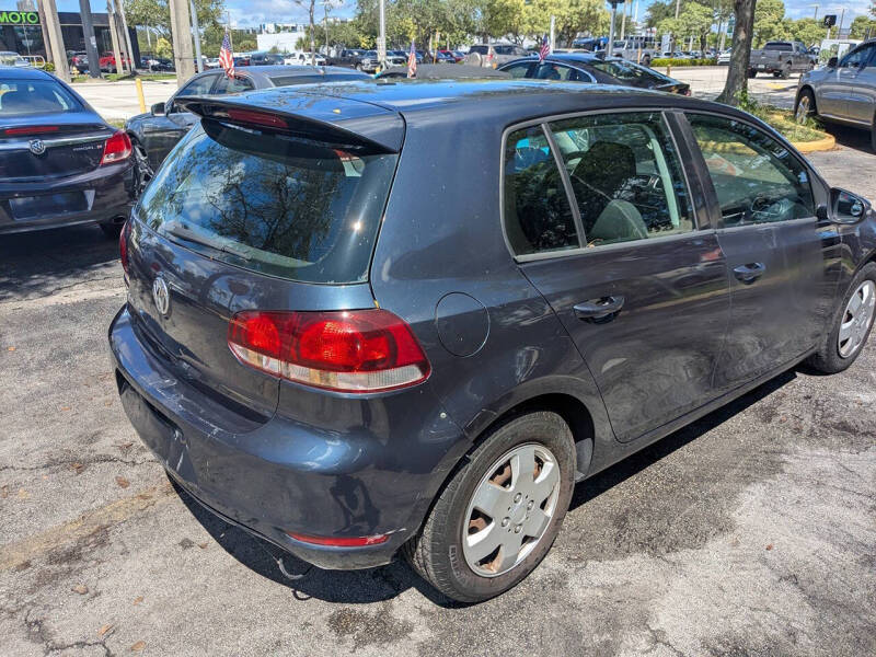 2013 Volkswagen Golf 2.5L PZEV