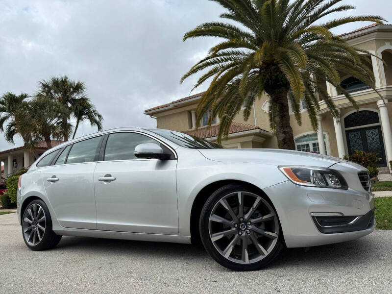2015 Volvo V60 T5 Drive-E Platinum