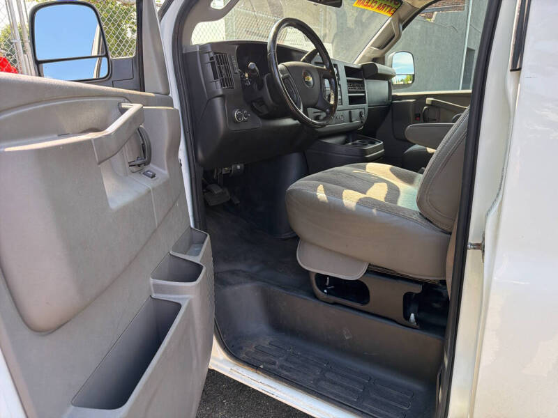 2020 Chevrolet Express 2500