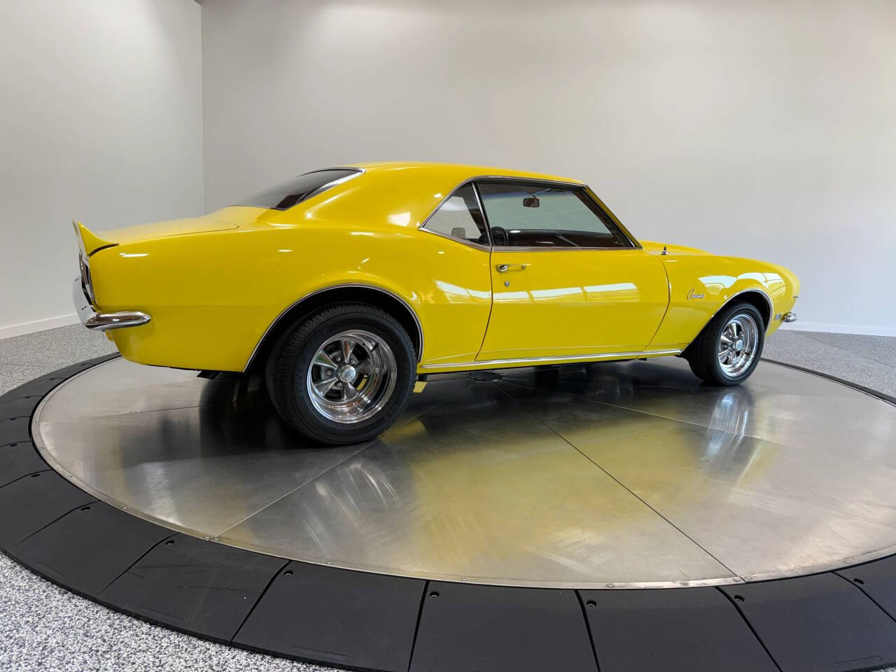 1968 Chevrolet Camaro 19