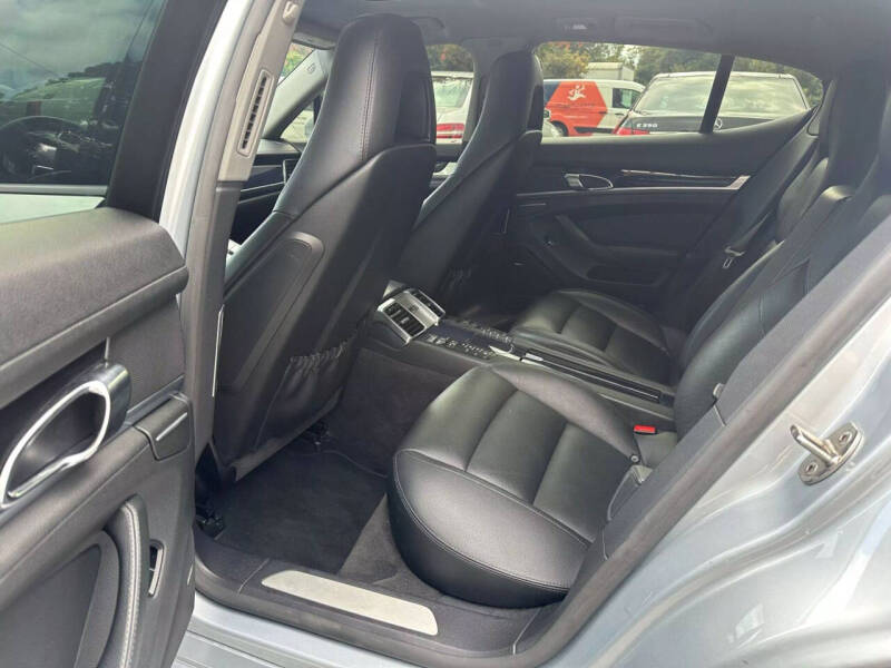 2015 Porsche Panamera