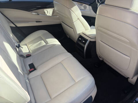 2010 BMW 5 Series 550i Gran Turismo