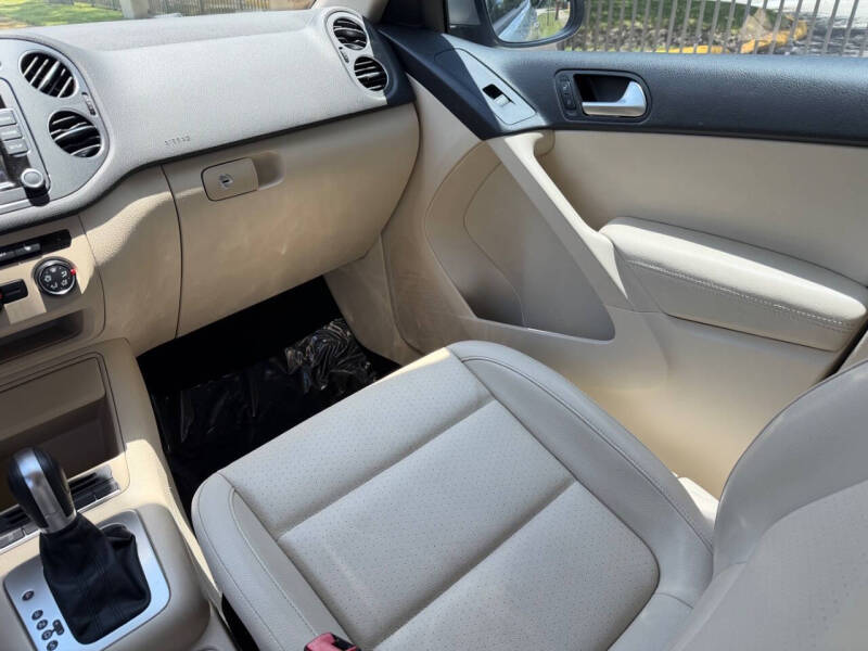 2015 Volkswagen Tiguan SEL