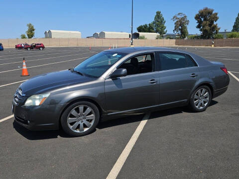 2005 Toyota Avalon Touring