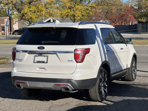 2017 Ford Explorer Platinum