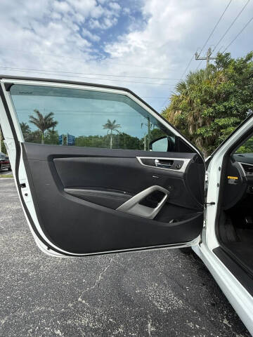 2013 Hyundai Veloster