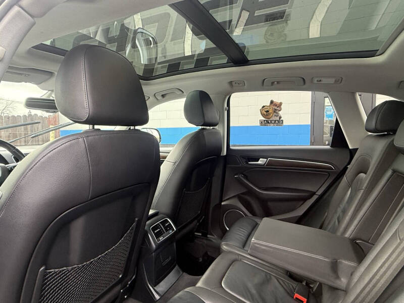 2016 Audi Q5 2.0T quattro Premium Plus