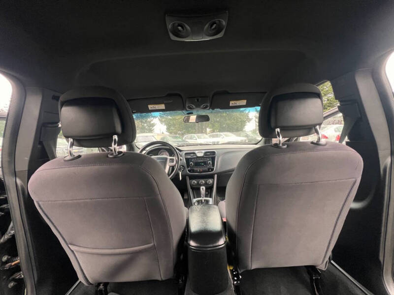 2013 Chrysler 200 Touring