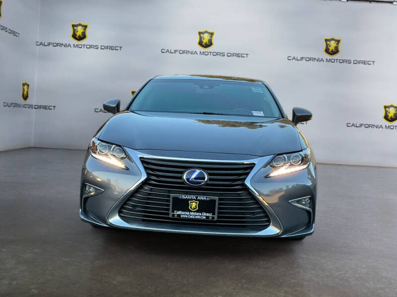 2017 Lexus ES 300h