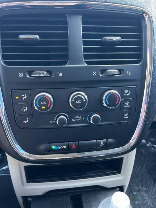 2019 Dodge Grand Caravan SE