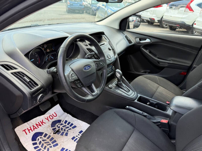 2017 Ford Focus SE