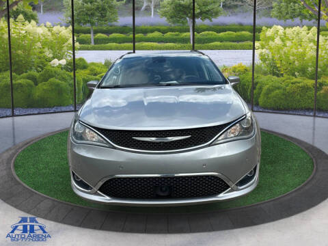 2017 Chrysler Pacifica Touring-L Plus