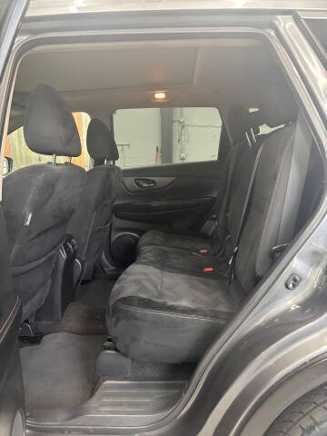 2015 Nissan Rogue SV