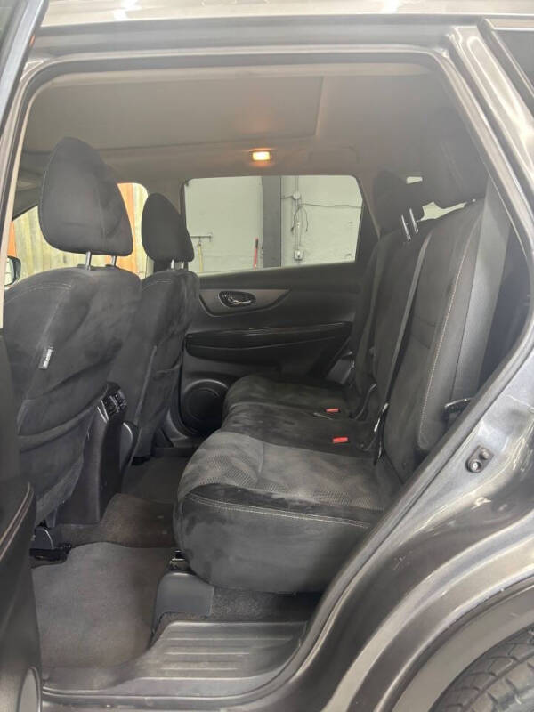 2015 Nissan Rogue SV